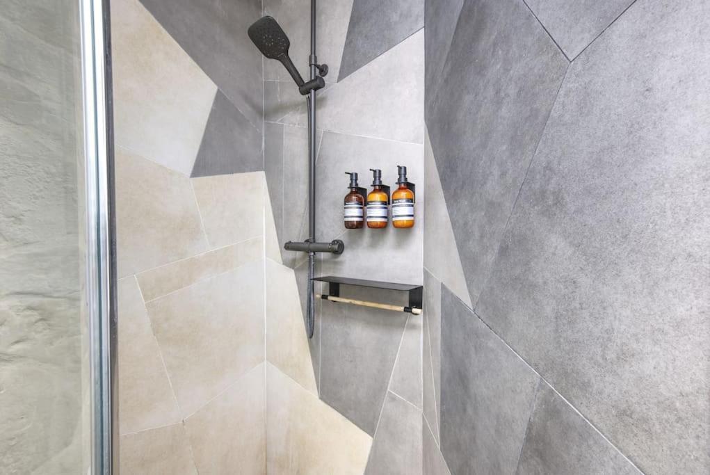 Superbe Appartement, Hypercentre, 4Chambres. ベジエ エクステリア 写真