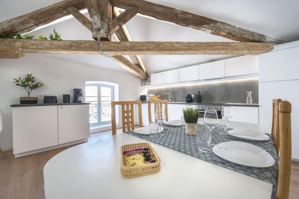 Superbe Appartement, Hypercentre, 4Chambres. ベジエ エクステリア 写真